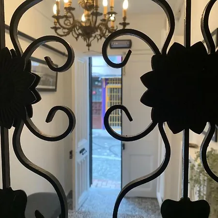 Stanbul House